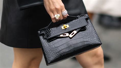 hermes 4000 bonus|Hermès to Pay €4,000 Bonus to Employees As Sales Surge.